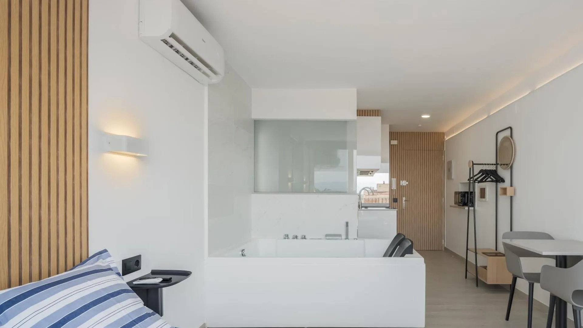 Apartamento Ephemeral Holidays P.5 - Hidromasaje Ampuriabrava España