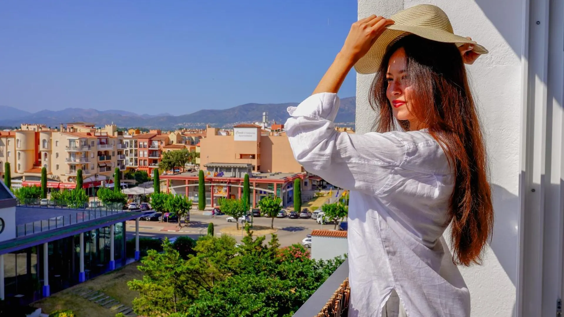 Ephemeral Holidays P.5 - Hidromasaje Ampuriabrava España